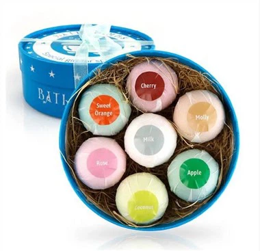 Set drăguț cu bombe de baie de Crăciun