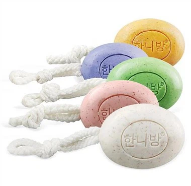 Săpun rotund de noroi vulcanic